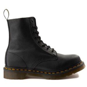 Womens Dr. Martens 1460 Pascal 8-Eye Boot - Black